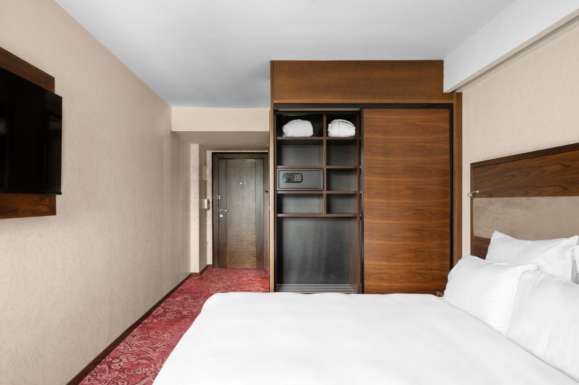 Movenpick Hotel Szarajevó Kültér fotó