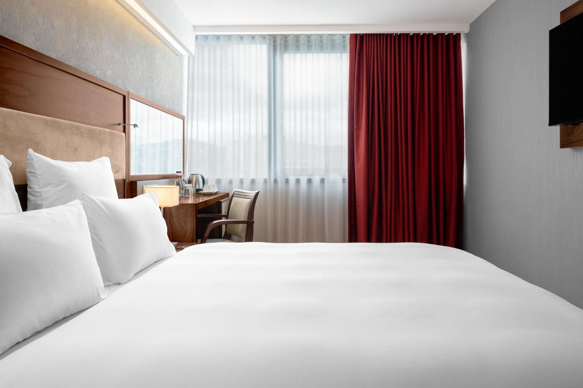 Movenpick Hotel Szarajevó Kültér fotó
